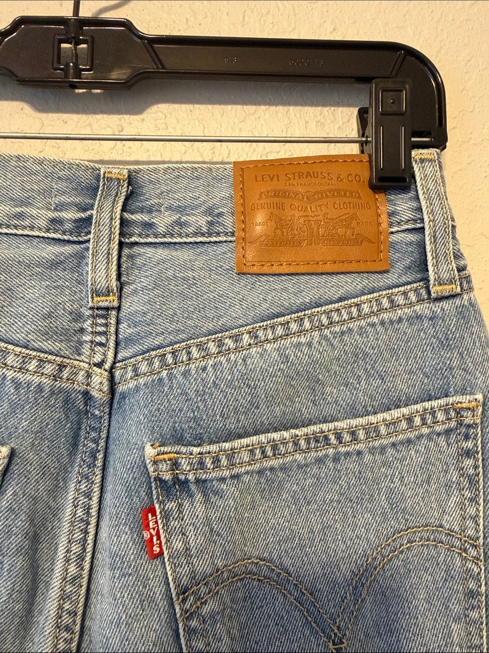 Levi's Light Blue Straight Leg Dad Jeans - Picture 7 of 7